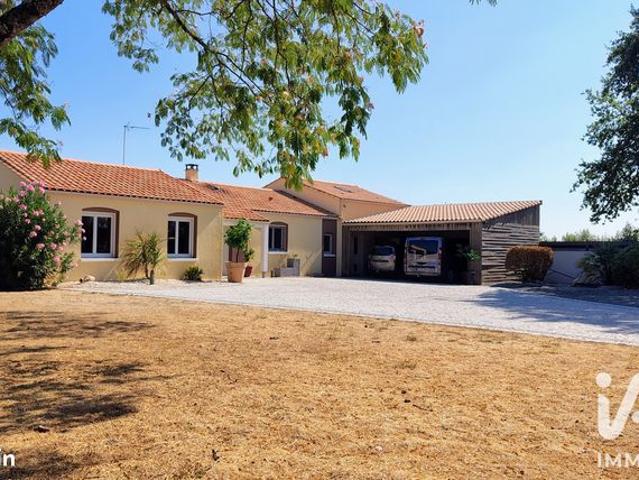 Maison vente à Fontenay-le-Comte, Xanton-chassenon