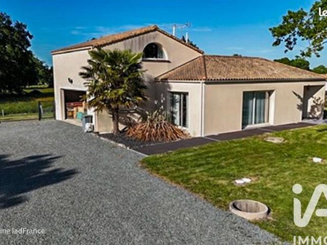 Maison vente à La Roche-sur-Yon, La Copechagnière