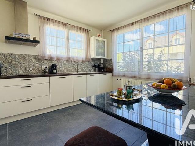 Maison vente à Évry, Varennes-jarcy