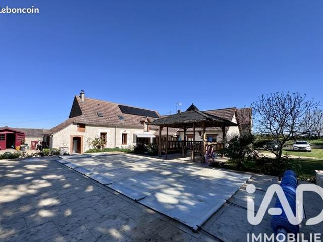 Maison vente à Vierzon, Genouilly