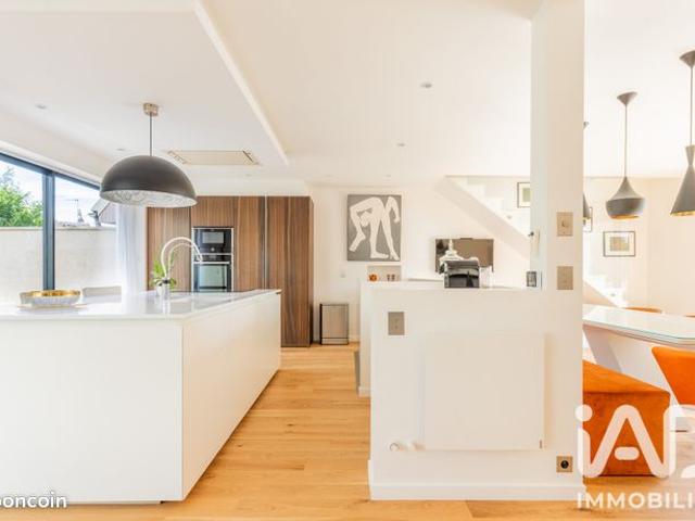 Maison vente à Le Plessis-Robinson, Hauts-de-Seine