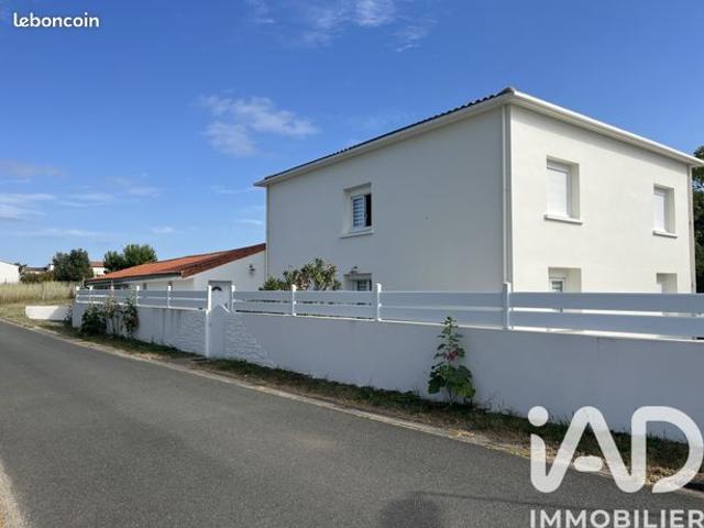 Maison vente à Saintes, Saint-romain-de-benet