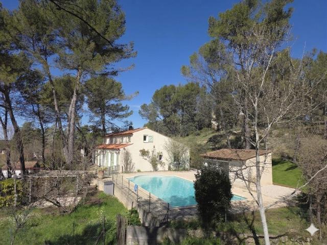 Maison vente à Aix-en-Provence, Cabriès