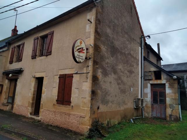 Maison vente à Nevers, Bona