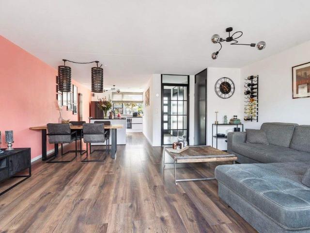 Woning te huur in Nieuweland, Barendrecht