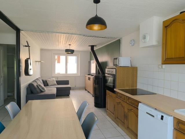 Maison vente à Nantua, Jujurieux