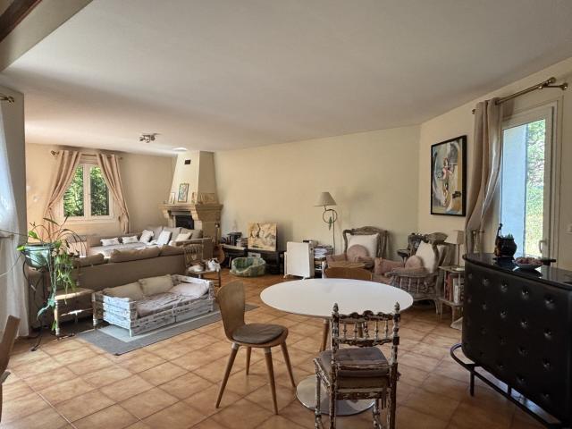 Maison location à Lambesc, Bouches-du-Rhône