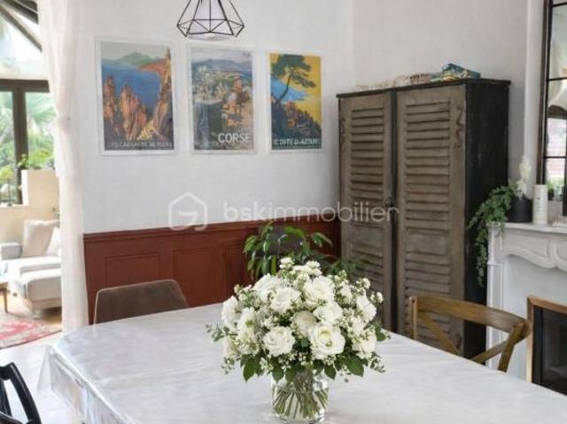 Maison vente à Sens, Champigny
