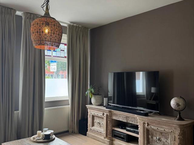 Woning te huur in Overschie, Rotterdam