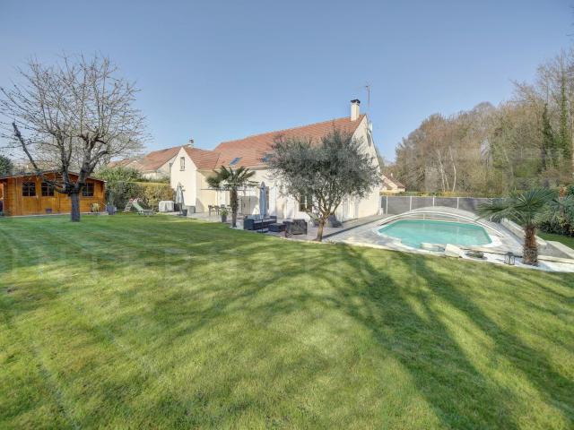 Maison vente à Saint-Germain-en-Laye, Maule