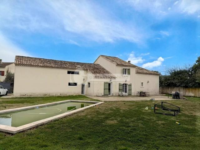 Maison vente à Arles