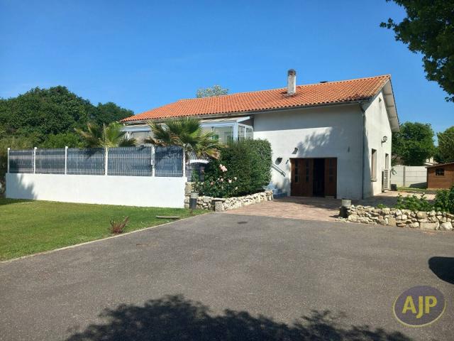 Maison vente à Gaillan-en-médoc, Cantelaude Maison vente à Gaillan-en-médoc, Cantelaude