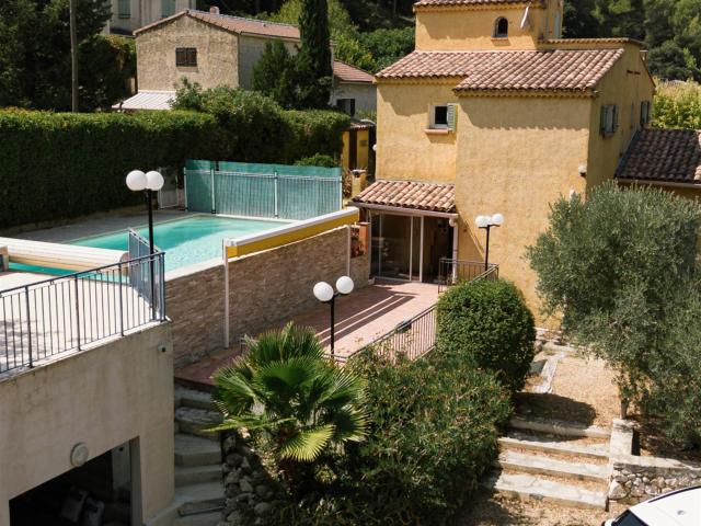Maison vente à France métropolitaine, La Penne-sur-huveaune
