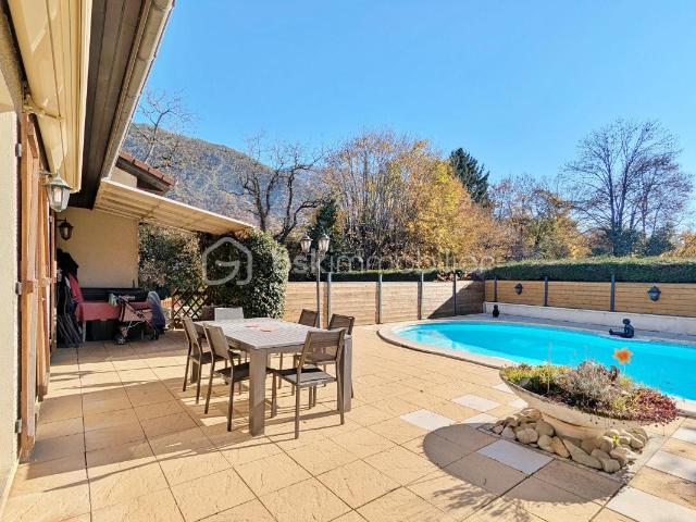 Maison vente à Chambéry, Challes-les-eaux