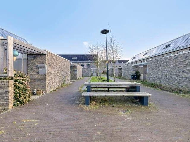 Woning te huur in Cruquius, Noord Holland