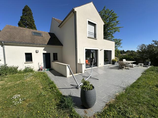 Maison vente à Saint-Germain-en-Laye, Crespières
