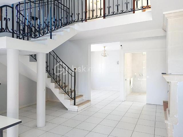 Maison vente à Grenoble, Charnècles