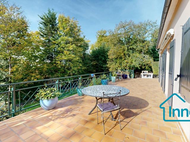 Maison vente à Saint-Germain-en-Laye, Maule