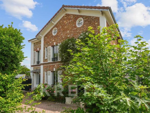 Maison vente à Sèvres, Les Closeaux