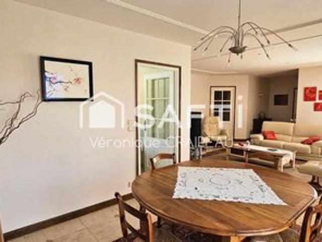 Villa vente à La Roche-sur-Yon, La Roche-sur-yon