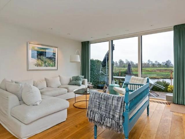 Woning te huur in Reeuwijk, Zuid Holland