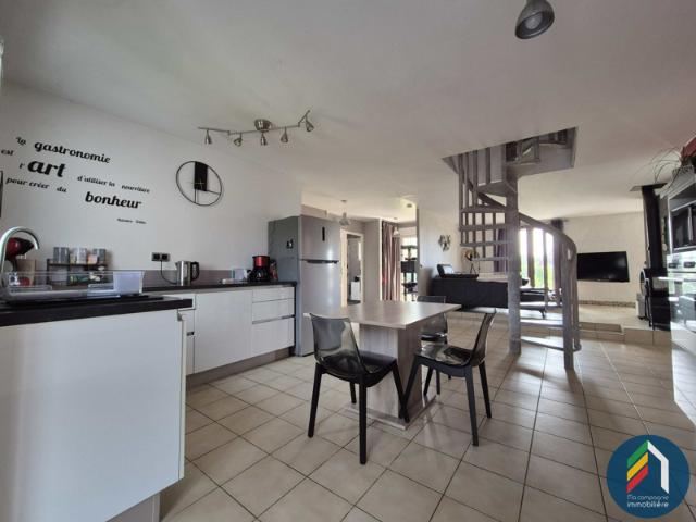 Maison vente à Fontenay-le-Comte, La Meilleraie-tillay