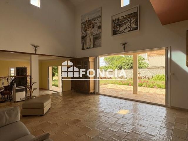 Maison vente à La Rochelle, Yves