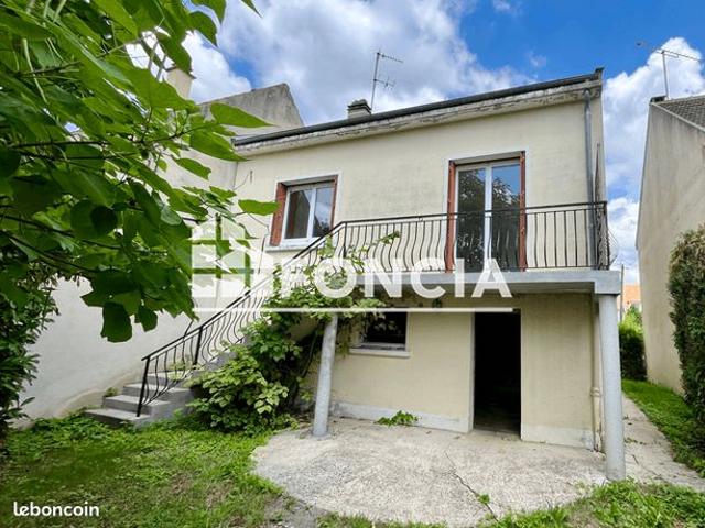 Maison vente à Rambouillet, Le Mesnil-saint-denis