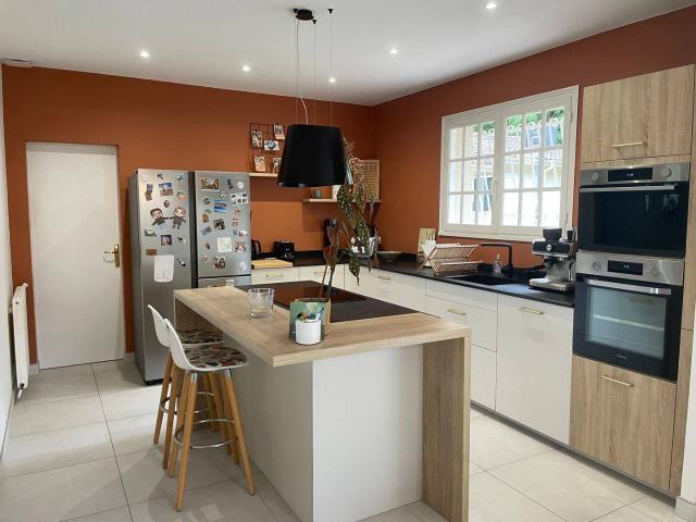 Maison location à Le Port, Cubzac-les-Ponts