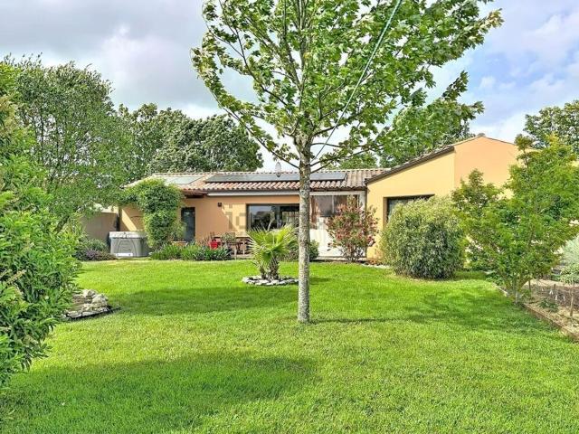 Maison vente à Le Moulin, Ferrières