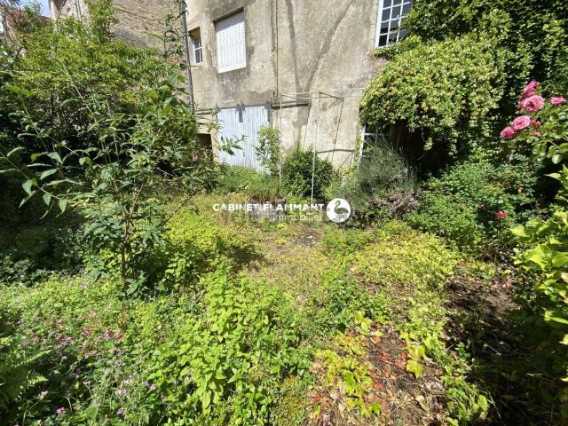 Maison vente à Au Faubourg, Flavigny-sur-Ozerain