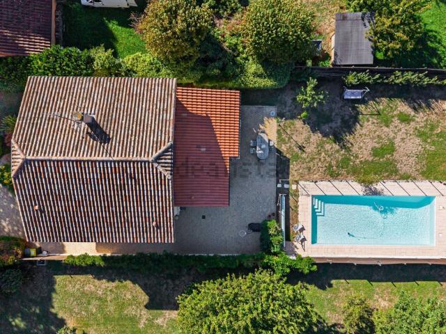 Maison vente à Fleurieu-sur-Saône, Rhône