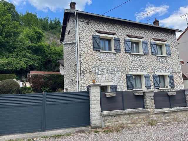 Maison vente à Dennemont, Follainville-Dennemont