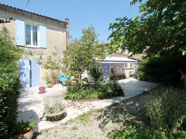 Maison vente à Reveyraud, Fonroque