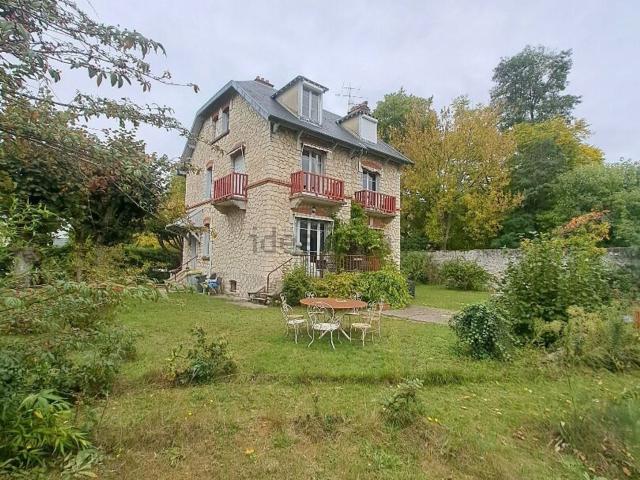 Maison vente à Touring-Club, Avon