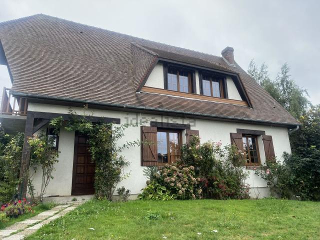 Maison vente à Foucarmont, Seine-Maritime