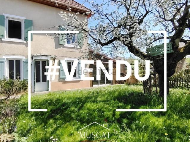 Maison vente à Le Révellin, Four
