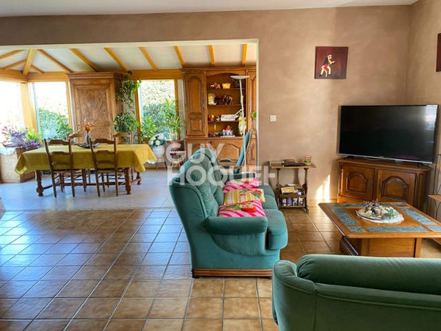 Maison vente à Fontenay-le-Comte, Xanton-chassenon