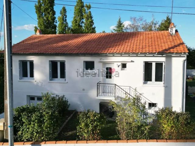 Maison location à Frontenay-Rohan-Rohan, Deux-Sèvres