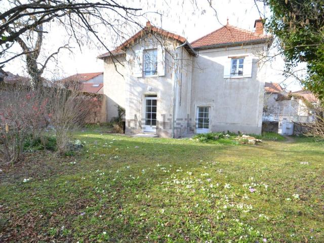 Maison location à Gannat, Allier