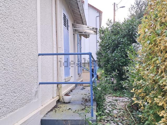 Maison vente à Villeneuve, Garches