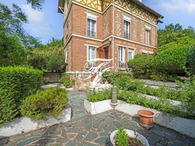 Maison vente à Marnes-la-Coquette, Hauts-de-Seine