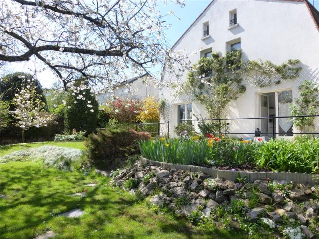 Maison location à Nanterre, Garches