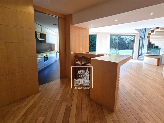 Maison location à Nanterre, Garches