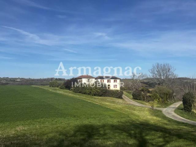 Maison vente à Mirande