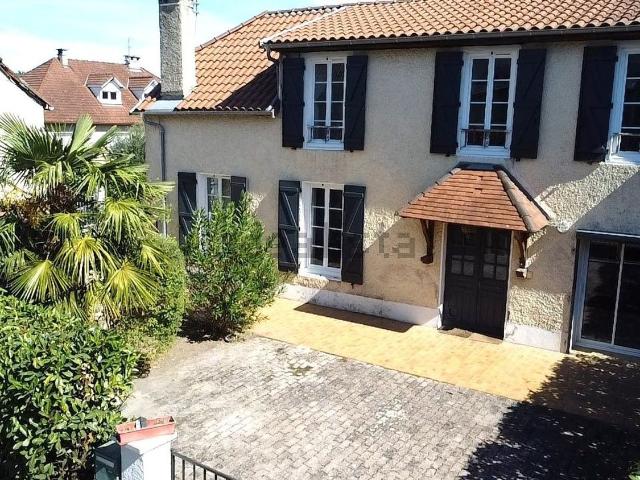 Maison vente à Gelos, Pyrénées-Atlantiques