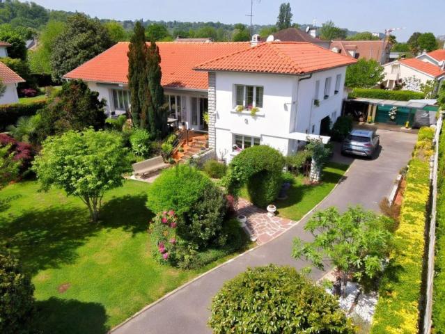 Maison vente à Gelos, Pyrénées-Atlantiques