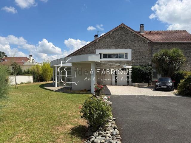 Maison vente à Gelos, Pyrénées-Atlantiques