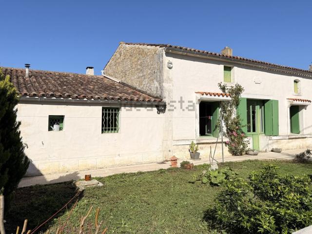 Maison vente à La Hunaute, Gémozac