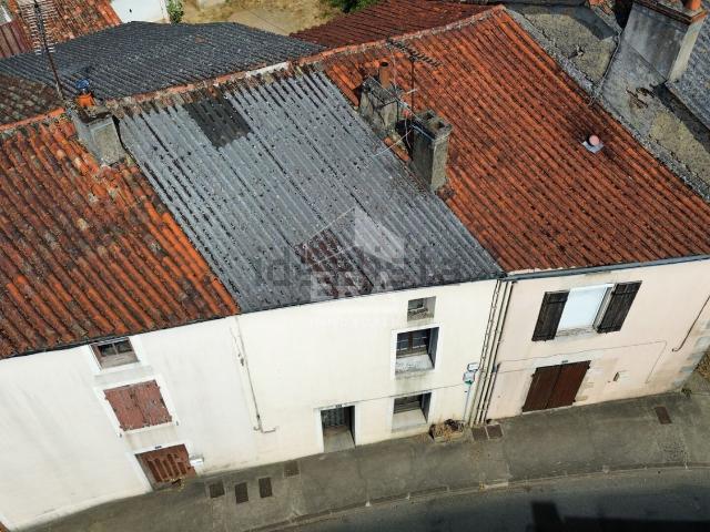 Maison vente à Gençay, Vienne
